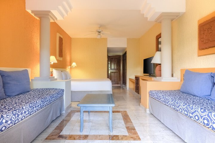 Room 20 of 104
