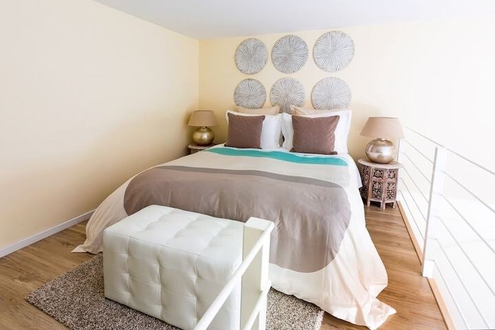 Room 5 of 50