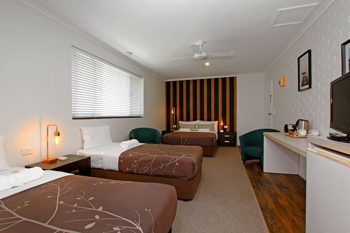 Room 9 of 39