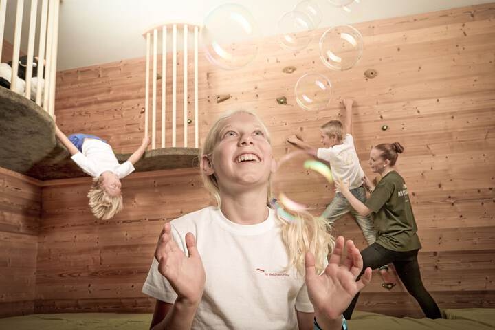Childrens Activities 8 of 15