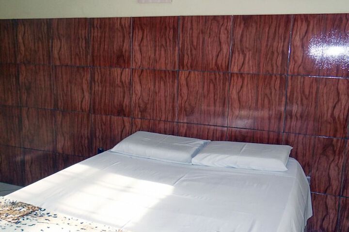 Room 14 of 35