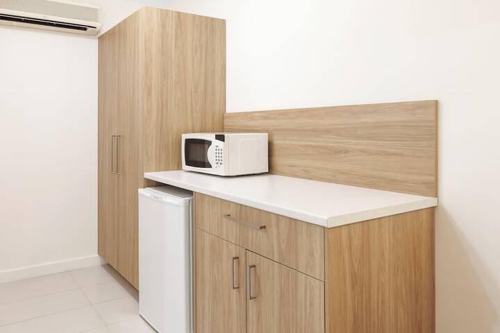 Room 20 of 99