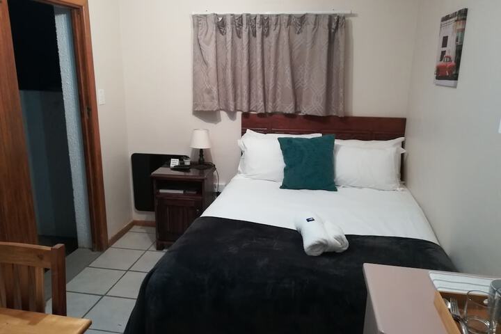 Room 10 of 49