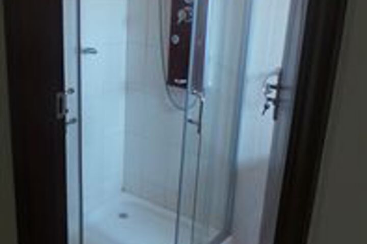 Room 2 of 20