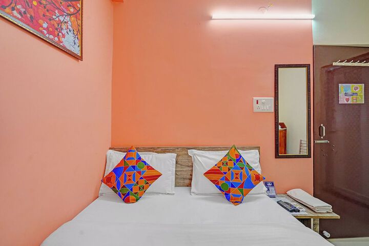 Room 17 of 29