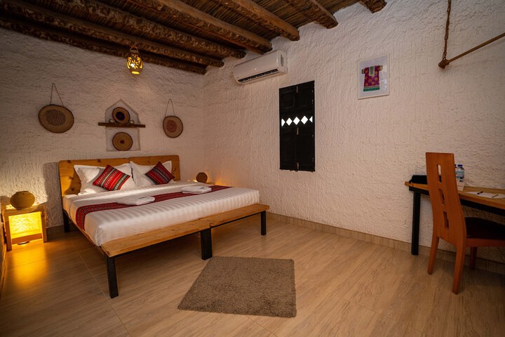 Room 16 of 49