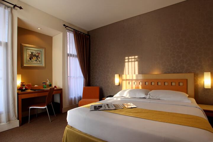 Room 14 of 71