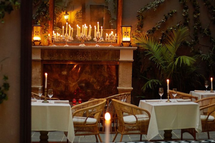 Dining 341 of 397