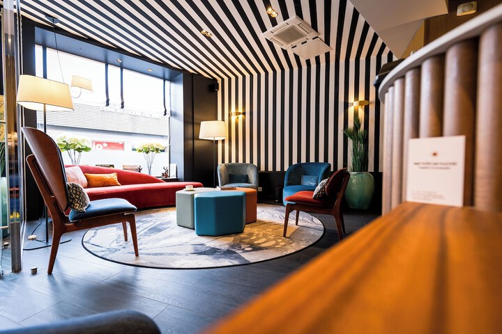 Hotel Interior 15 of 109