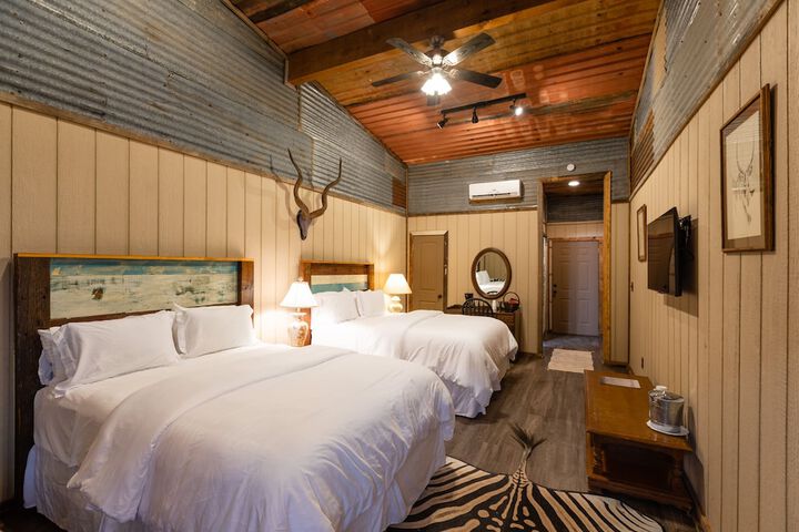 Room 20 of 500