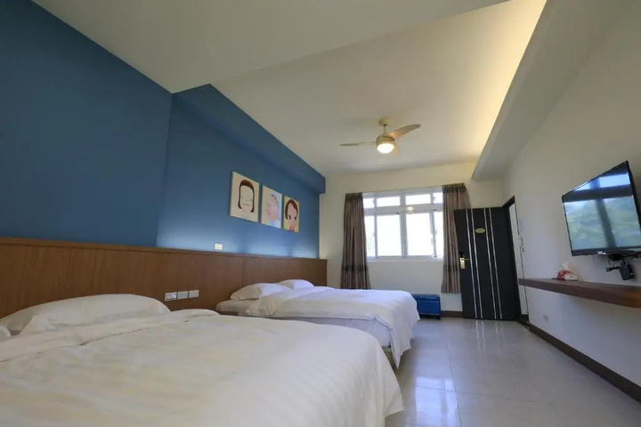 Room 2 of 14