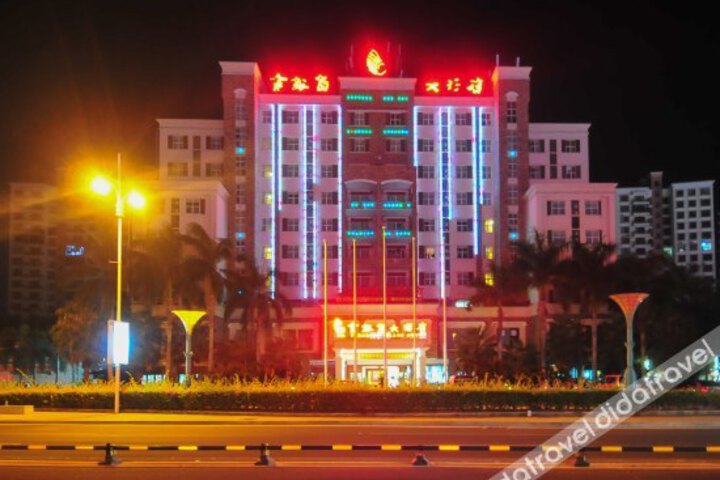 Treasure Island Hotel