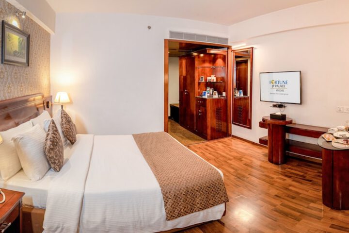 Room 21 of 52