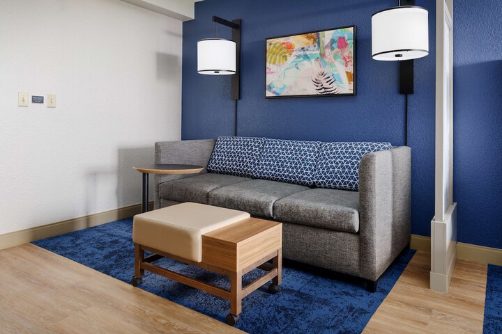 Room 14 of 44