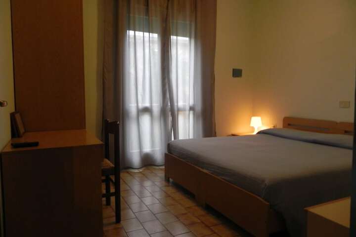 Room 3 of 24