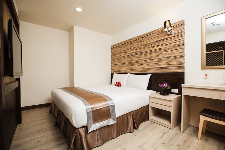 Room 6 of 41