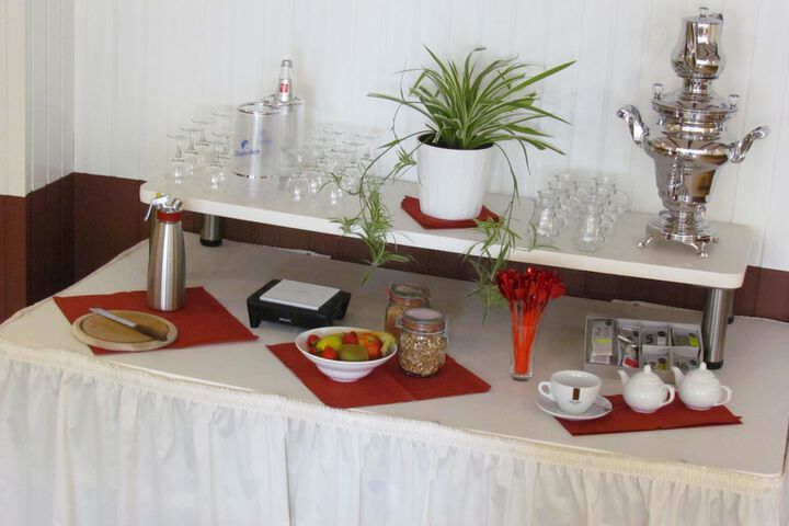 Breakfast/Coffee Service 14 of 23