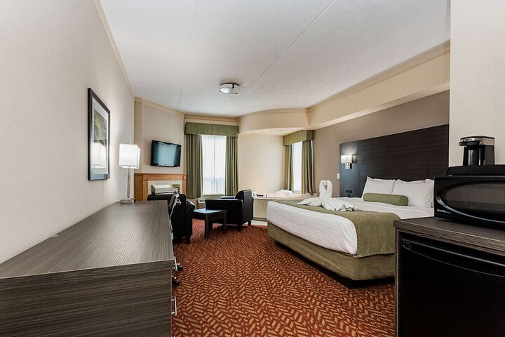 Room 28 of 100