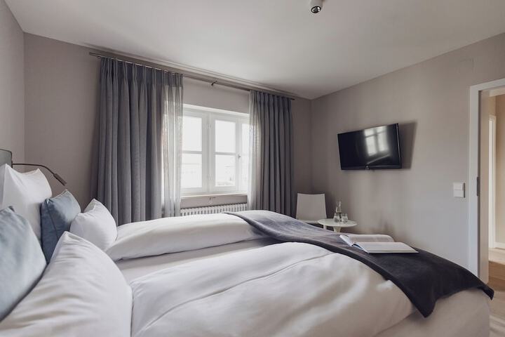 Room 13 of 59