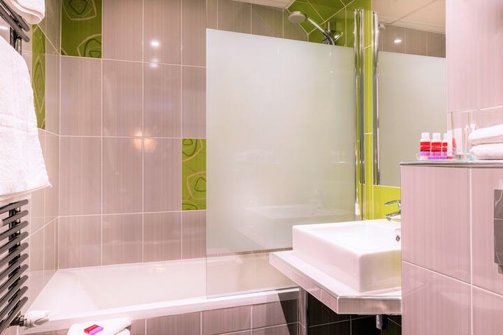 Clean Restrooms