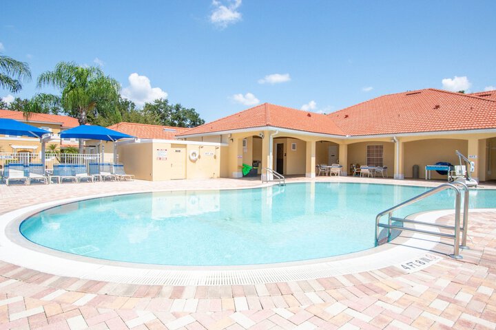 Pool 43 of 69