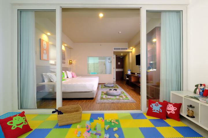 Room 30 of 131