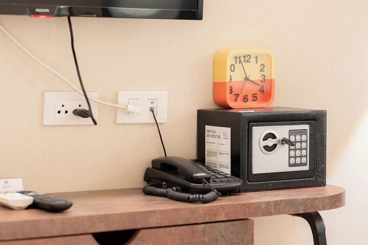 Room 40 of 95