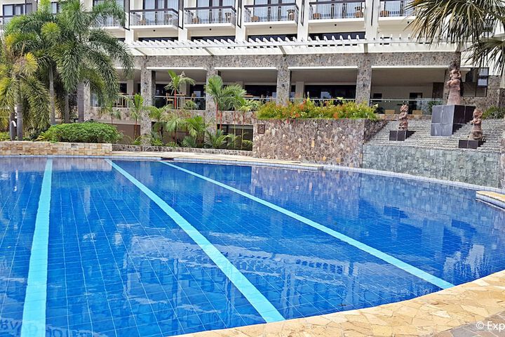 Pool 52 of 91