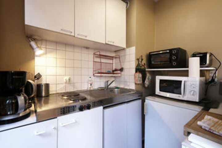 Room 34 of 50