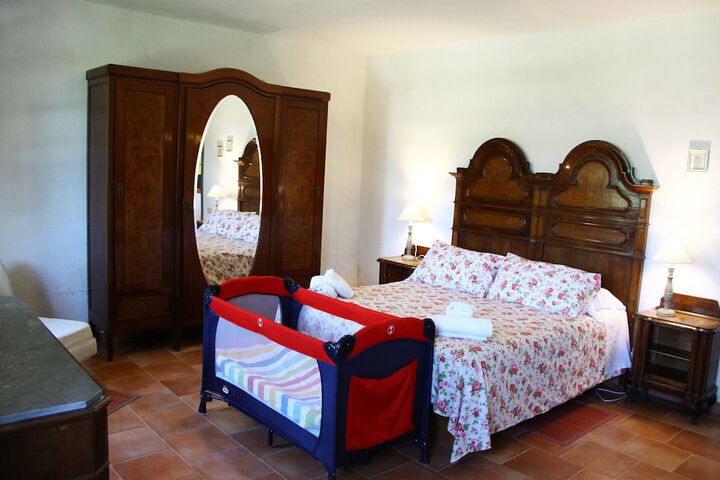 Room 6 of 43