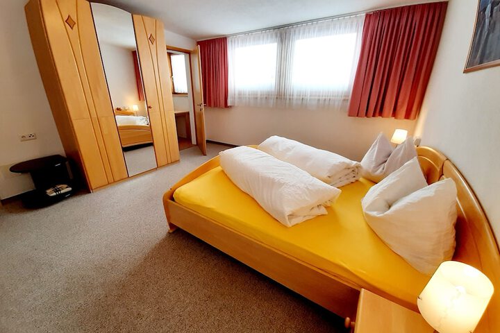 Room 29 of 83