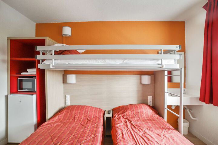 Room 30 of 116