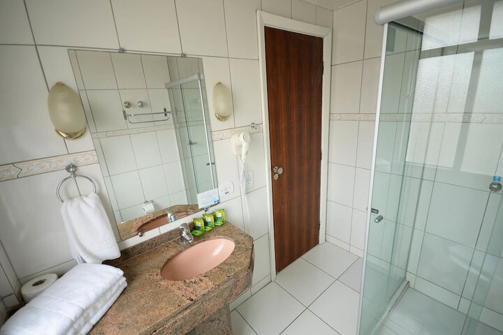 Clean Restrooms
