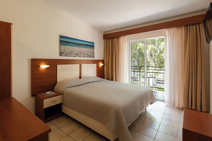 Room 20 of 90