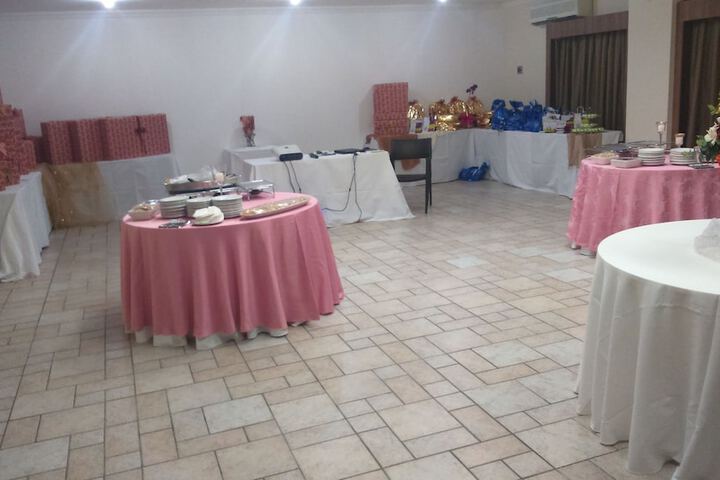 Ballroom/Hall 36 of 44