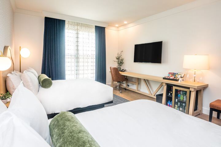 Room 4 of 23