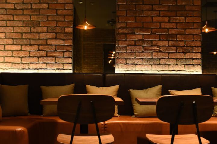 Lounge 95 of 124