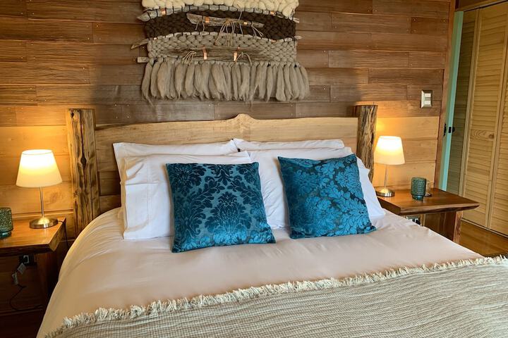 Room 7 of 10