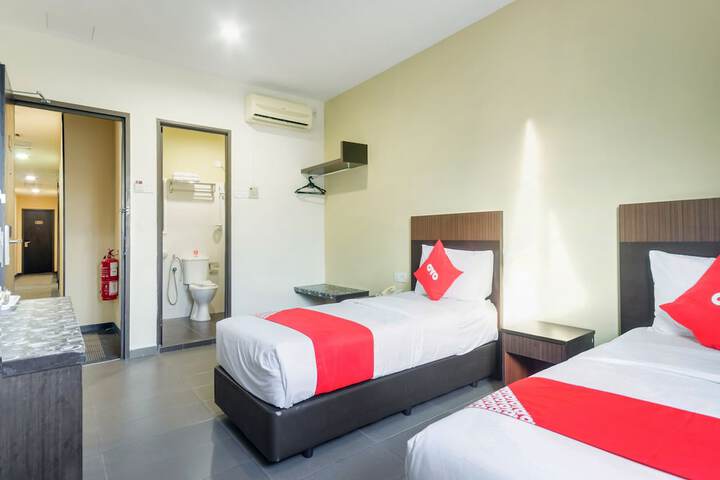 Room 15 of 25