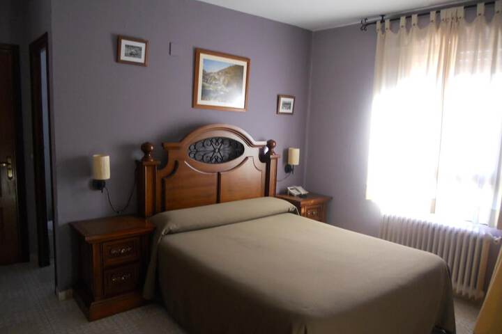 Room 8 of 36