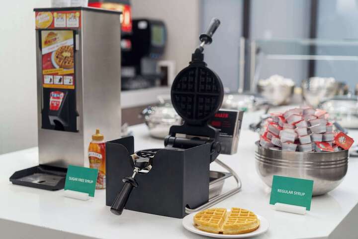 Breakfast area