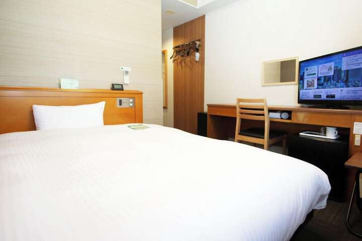 Room 14 of 53