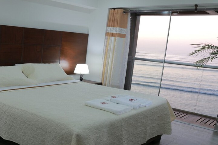 Room 6 of 61