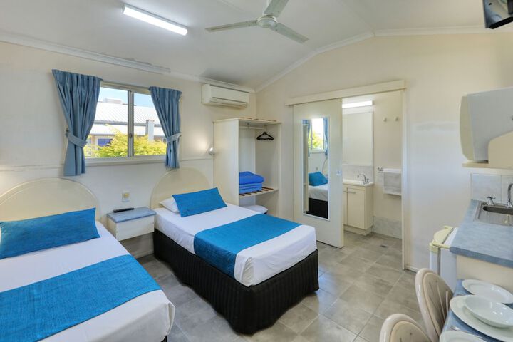 Room 8 of 22