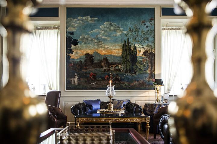 Lounge 40 of 60