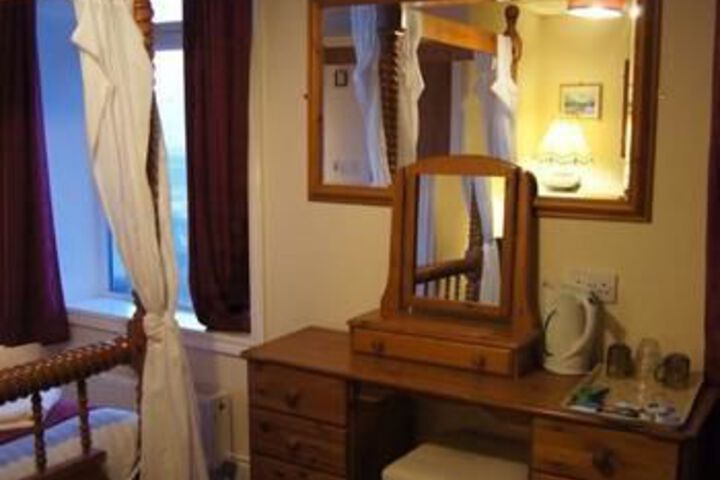 Room 43 of 58
