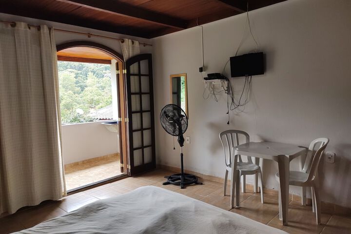 Room 3 of 21