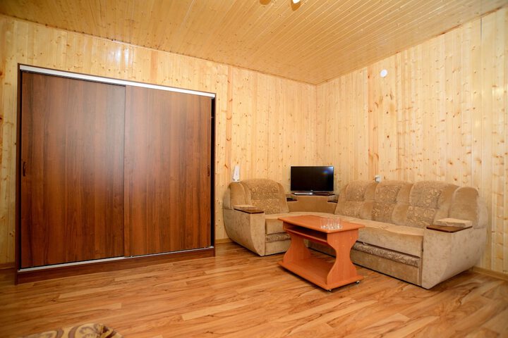 Room 20 of 29