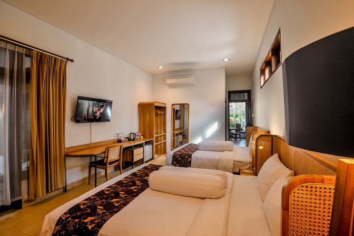 Room 7 of 24