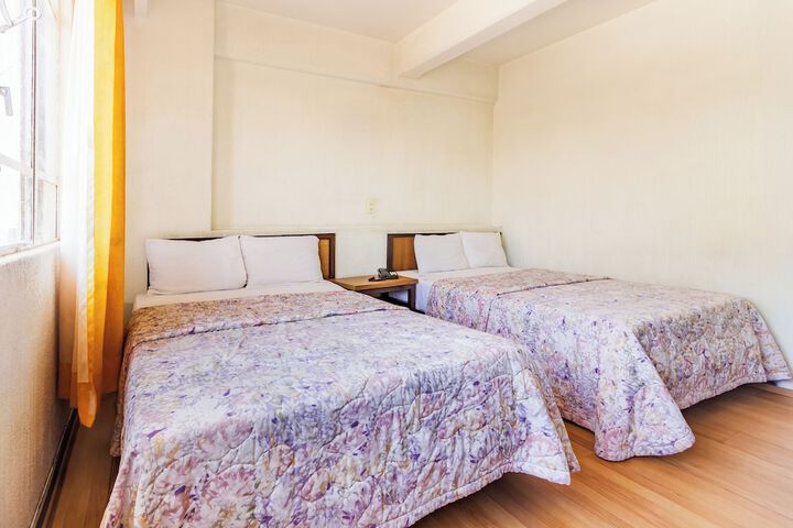 Room 16 of 39